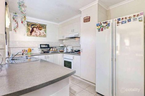 Property photo of 5 Wisla Circuit Roxburgh Park VIC 3064