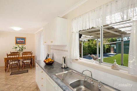 Property photo of 17 Hughes Avenue Kanwal NSW 2259