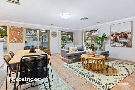 Property photo of 5 Post Place Lake Albert NSW 2650