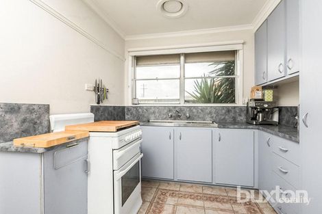 Property photo of 15 Young Street Breakwater VIC 3219
