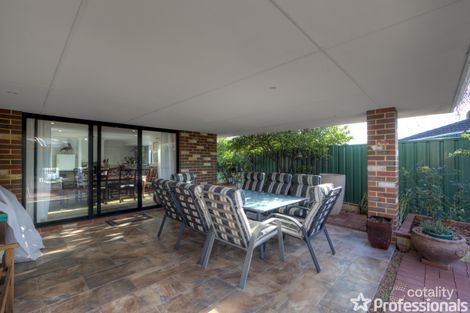 Property photo of 28 Azalea Gardens Forrestfield WA 6058