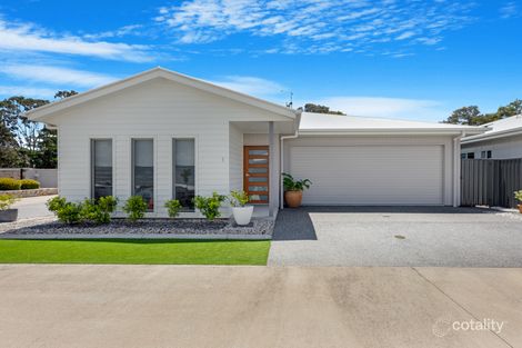 1/835 Boat Harbour Dr, Urangan, QLD 4655
