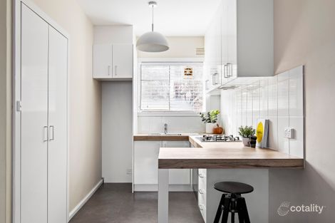 Property photo of 7/28 Eumeralla Road Caulfield South VIC 3162