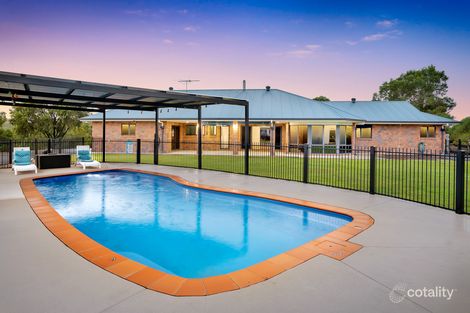 35 Forest Rd, Cashmere, QLD 4500