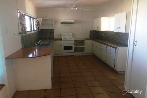 Property photo of 28 Booth Avenue Tannum Sands QLD 4680