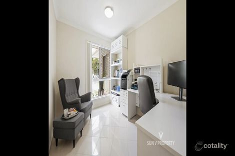 Property photo of 5 Kakadu Crescent Underwood QLD 4119