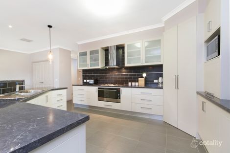 Property photo of 20 Greenfield Drive Epsom VIC 3551