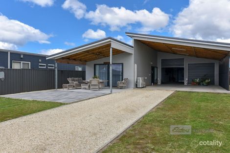Property photo of 32 McGlade Close Bremer Bay WA 6338