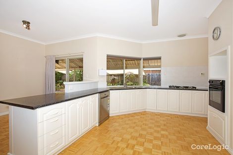 Property photo of 17 Dalewood Gardens Meadow Springs WA 6210