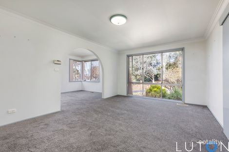 Property photo of 16 Cumpston Place Macgregor ACT 2615