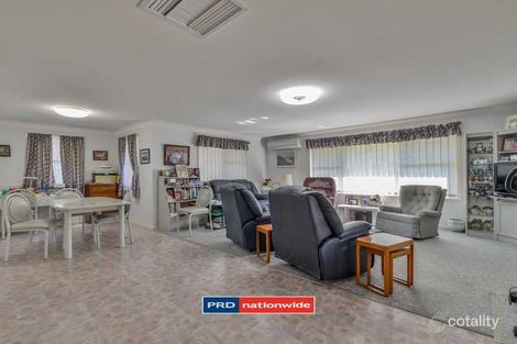 Property photo of 20 Woodbry Crescent Oxley Vale NSW 2340