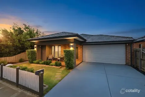 Property photo of 9 Carron Close Eynesbury VIC 3338