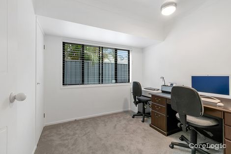 Property photo of 30 Fernleigh Crescent Mountain Creek QLD 4557