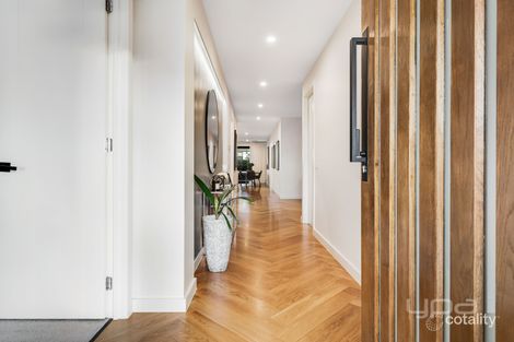 Property photo of 137 Vantage Boulevard Craigieburn VIC 3064