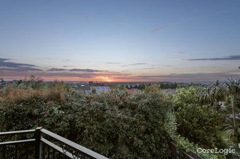 Property photo of 26 Montbrae Circuit Narre Warren North VIC 3804