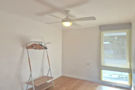 Property photo of 8 Korekoba Place Bolton Point NSW 2283