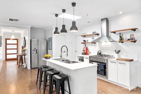 Property photo of 15 Grandpark Circuit Point Cook VIC 3030