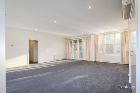 Property photo of 12/6-10 Wyuna Avenue Hawthorn VIC 3122