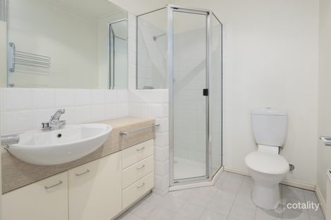 Property photo of 12/6-10 Wyuna Avenue Hawthorn VIC 3122