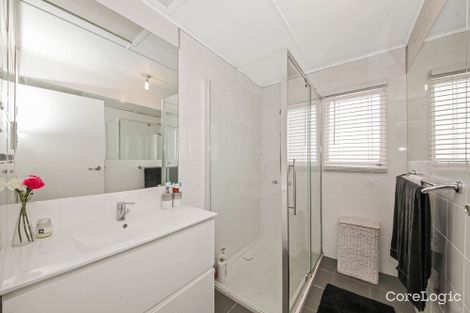 Property photo of 54 Frederick Street Eastern Heights QLD 4305