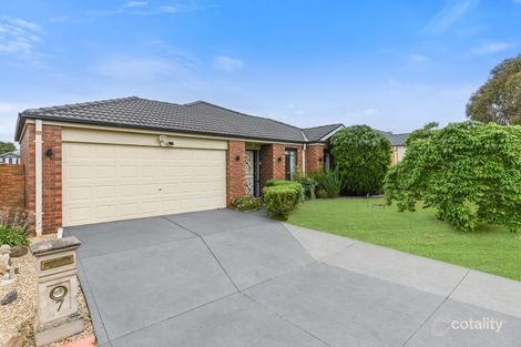 Property photo of 7 Pendulum Place Berwick VIC 3806