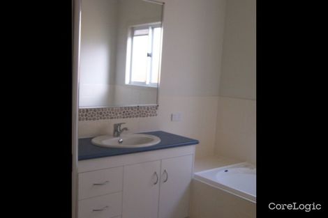 Property photo of 63 Selina Street Wynnum QLD 4178