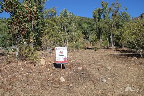 24 Rattray Ave, Hideaway Bay, QLD 4800