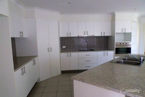 Property photo of 27 Taske Rise Pacific Pines QLD 4211