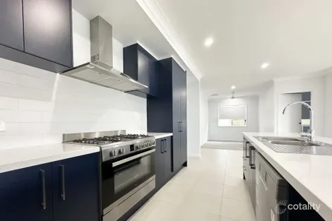 12 HEPWORTH WAY, MORAYFIELD, QLD 4506