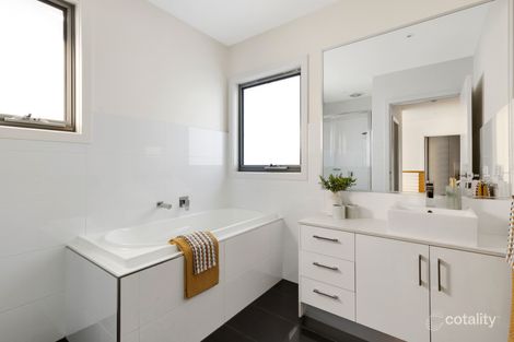 Property photo of 33 Somers Parade Altona VIC 3018