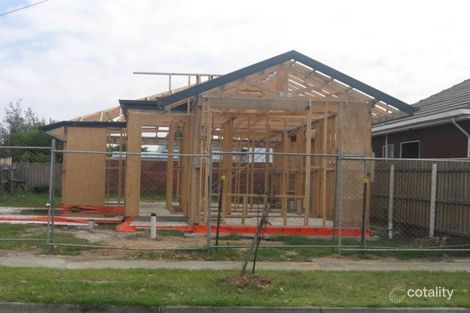 2 North St, Hadfield, VIC 3046