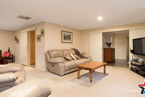 Property photo of 10 Aminga Court Croydon VIC 3136