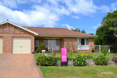 2/1 Combe Dr, Mollymook Beach, NSW 2539