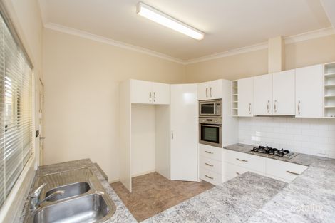 Property photo of 42 Warrawong Street Kooringal NSW 2650