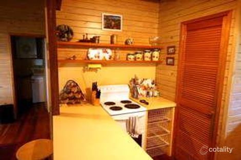 Property photo of 11 Loop Road Lower Beechmont QLD 4211