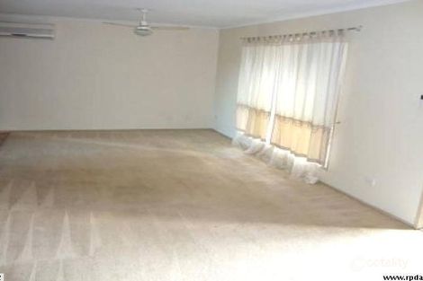 Property photo of 8 Echo Court Marsden QLD 4132