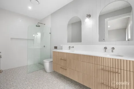 Property photo of 10 Pellitt Lane Dural NSW 2158