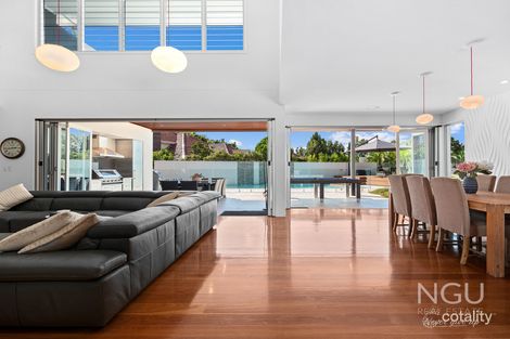 Property photo of 19 Lunar Place Bridgeman Downs QLD 4035