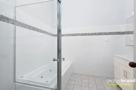 Property photo of 8 Carolyn Close Kariong NSW 2250