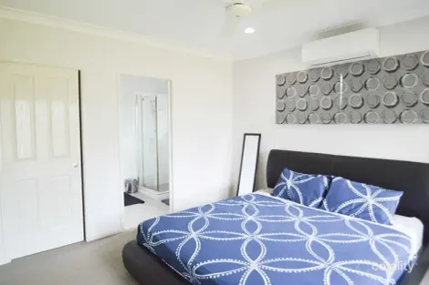 Property photo of 6 Carter Close Smithfield QLD 4878