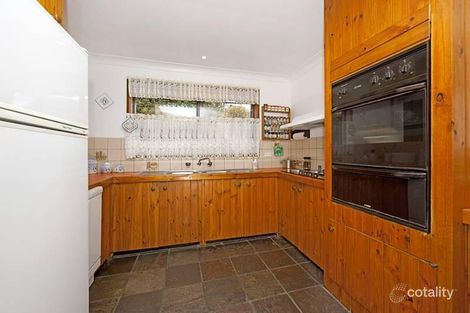Property photo of 12 Cabbage Tree Palm Crescent Pelican NSW 2281