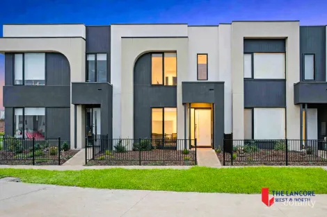 141 Railway Pde, Kalkallo, VIC 3064
