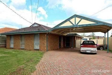 Property photo of 2 Bolger Crescent Hoppers Crossing VIC 3029