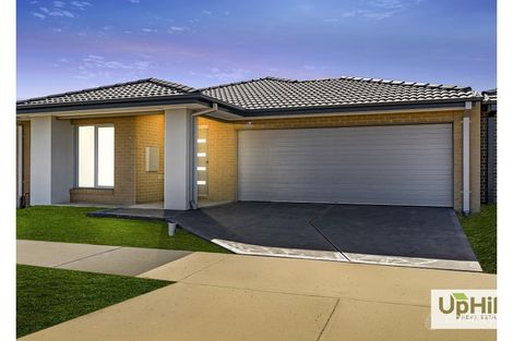 42 Carrera Cres, Clyde, VIC 3978