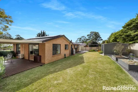 Property photo of 3/5 Carisbrooke Close Bomaderry NSW 2541