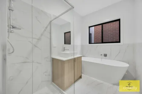 Property photo of 12 Mewat Circuit Thornhill Park VIC 3335