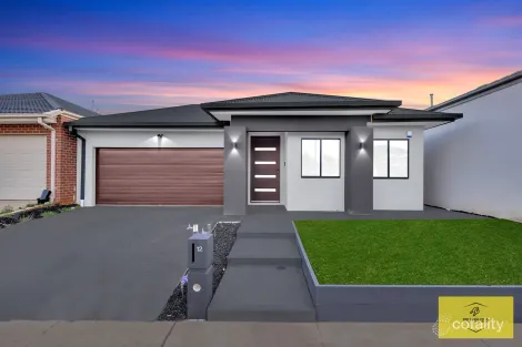 Property photo of 12 Mewat Circuit Thornhill Park VIC 3335