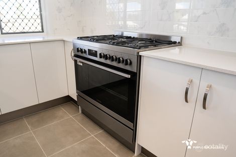 Property photo of 30 Solar Circuit Spring Mountain QLD 4300