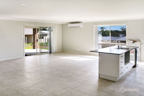 Property photo of 18 Moylan Vista North Rothbury NSW 2335