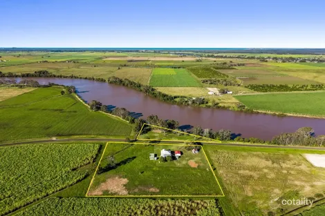 65 Fletts Lane, Swan Bay, NSW 2471